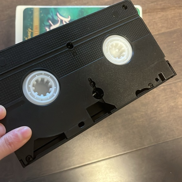 Disneys The Fox and the Hound VHS - Picture 6 of 6